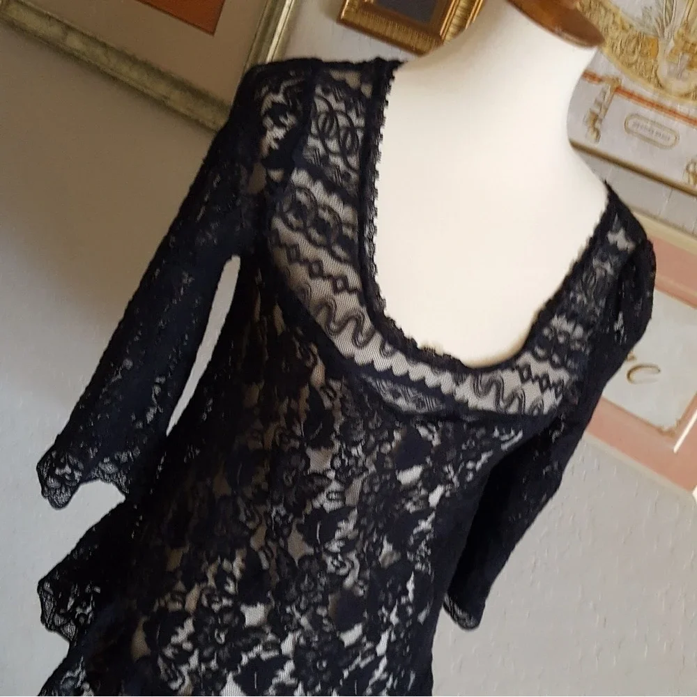Free People Black Lace Bell Sleeve Blouse‎ Top Size Small Boho Festival
